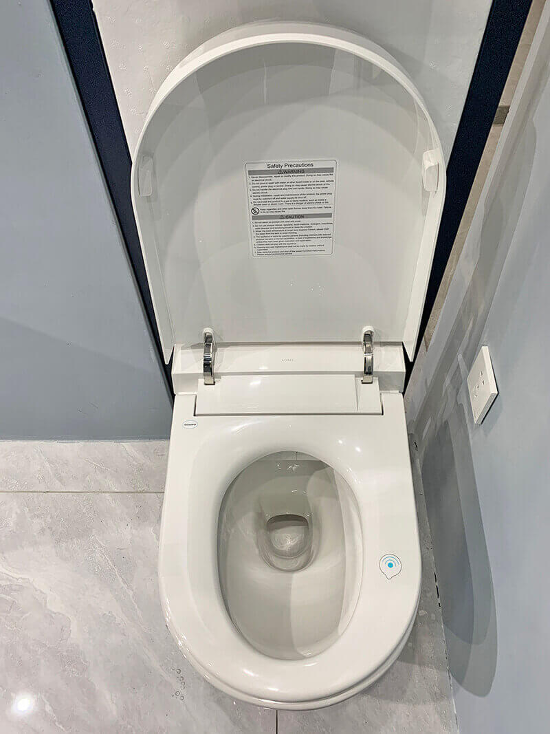 automatic toilet seat