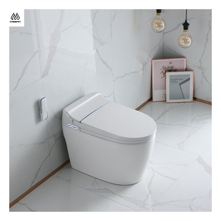 Modern Automatic Flush Intelligent Toilet Remote Control Floor Mounted P-Trap